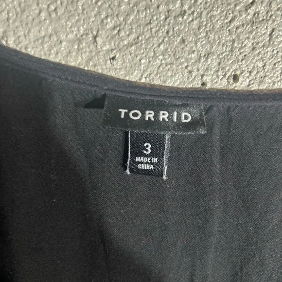 Torrid Mini Chalis Skater dress size 3 or 20/22 - Picture 8 of 9